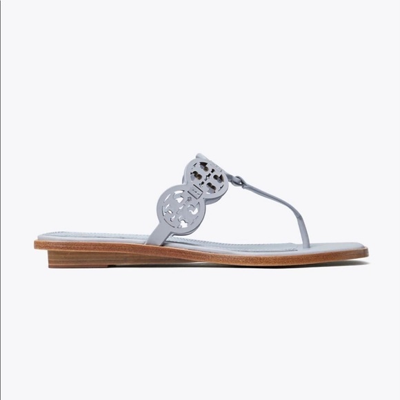 NIB Tory Burch Cloud blue calfskin miller mini logo sandals Size: 8 - Picture 3 of 4